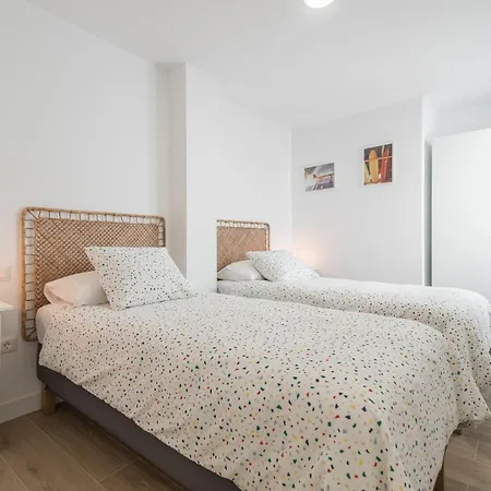 Home2book Chic Attic City&beach Views Palmas Apartamento